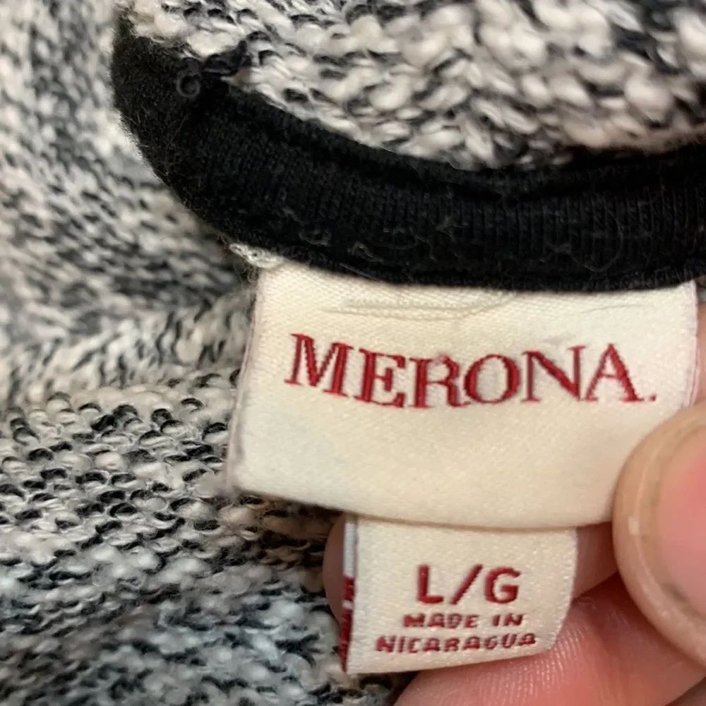 3for$20 sweater large  - Picture 3 of 3
